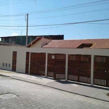 Casa de Condomínio em Mongaguá, bairro Balneário Umuarama
