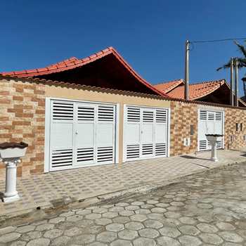 Casa em Mongaguá, bairro Itaóca