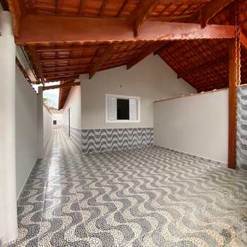 Casa em Mongaguá, bairro Jussara