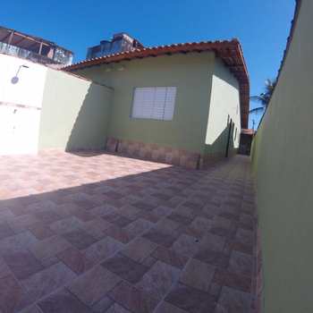Casa em Mongaguá, bairro Balneário Plataforma