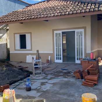 Casa em Mongaguá, bairro Agenor de Campos