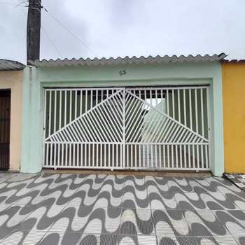 Casa em Mongaguá, bairro Jardim Aguapeu