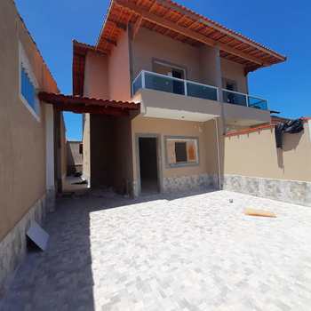 Sobrado em Mongaguá, bairro Jardim Praia Grande