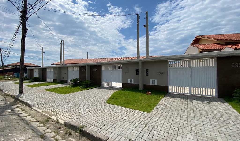 Casa em Itanhaém, bairro Balneário Marazul