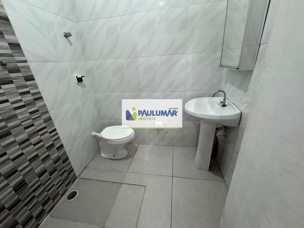 Casa em Mongaguá, no bairro Centro