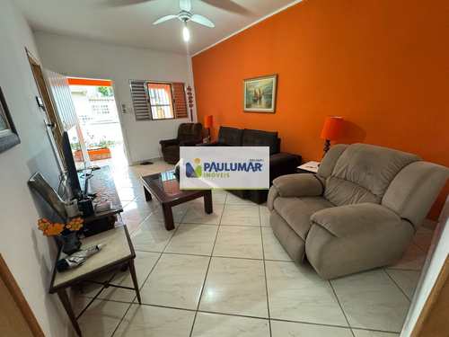 Casa, código 725800 em Mongaguá, bairro Centro