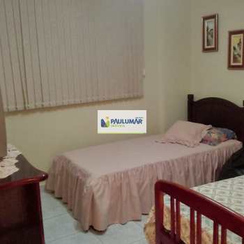 Apartamento em Mongaguá, bairro Centro