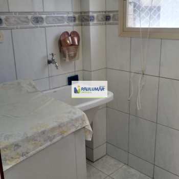 Apartamento em Mongaguá, bairro Centro