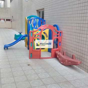 Apartamento em Mongaguá, bairro Centro