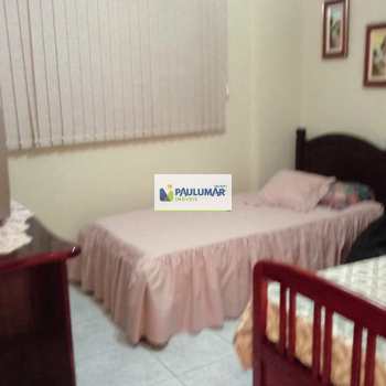 Apartamento em Mongaguá, bairro Centro