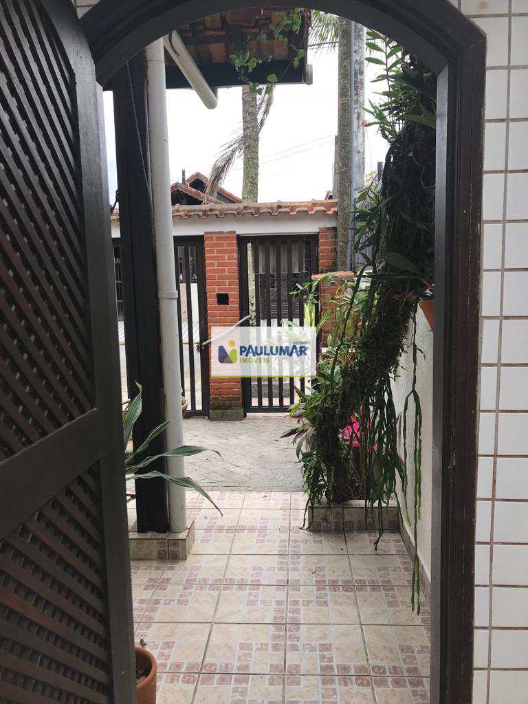 Casa em Praia Grande, no bairro Jardim Imperador