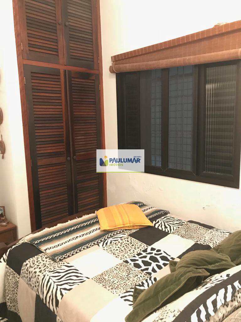 Casa em Praia Grande, no bairro Jardim Imperador