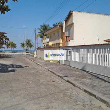 Sobrado em Mongaguá, bairro Itaóca
