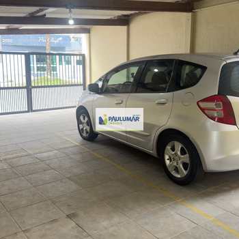 Apartamento em Mongaguá, bairro Centro