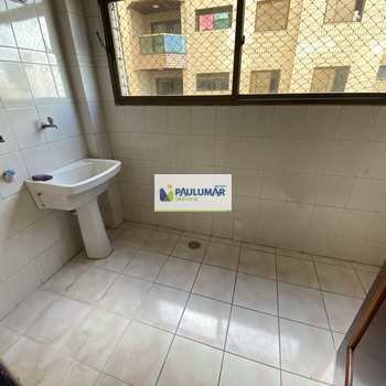 Apartamento em Mongaguá, bairro Centro