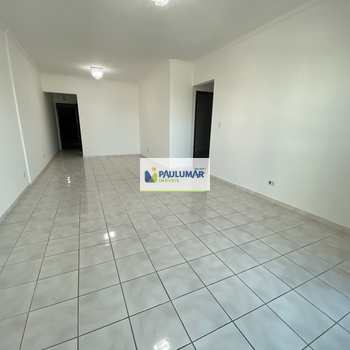 Apartamento em Mongaguá, bairro Centro