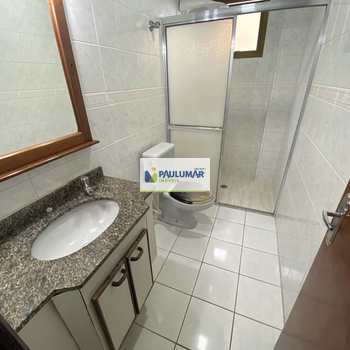 Apartamento em Mongaguá, bairro Centro