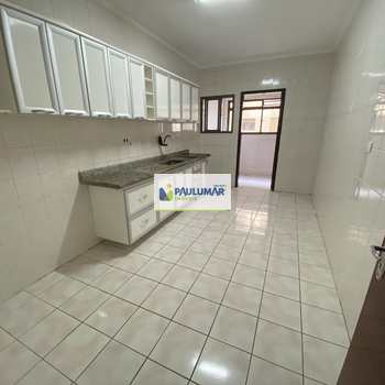 Apartamento em Mongaguá, bairro Centro
