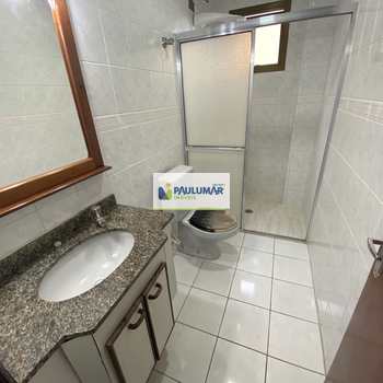 Apartamento em Mongaguá, bairro Centro