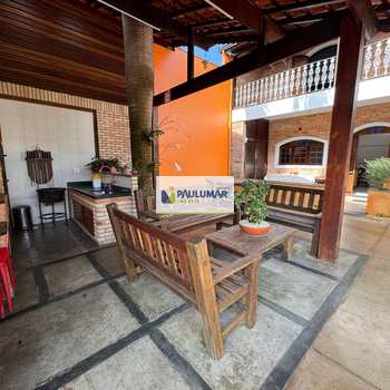 Casa em Mongaguá, bairro Flórida Mirim
