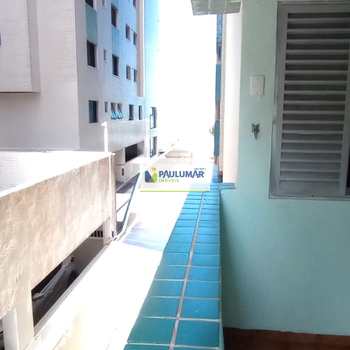 Apartamento em Mongaguá, bairro Centro