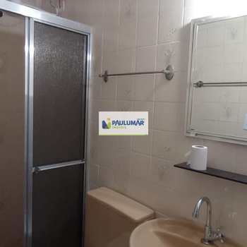 Apartamento em Mongaguá, bairro Centro