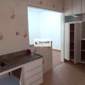 Apartamento em Mongaguá, bairro Centro