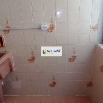 Apartamento em Mongaguá, bairro Centro