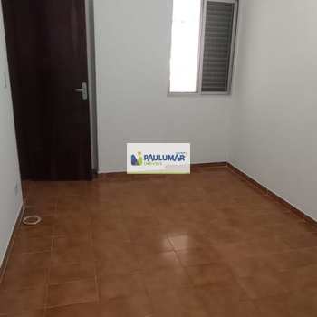 Apartamento em Mongaguá, bairro Centro