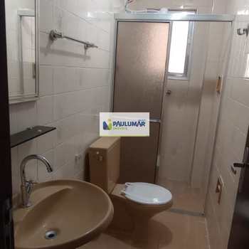 Apartamento em Mongaguá, bairro Centro