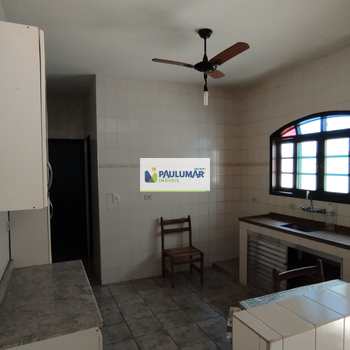 Casa em Mongaguá, bairro Itaóca