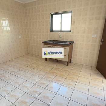 Apartamento em Mongaguá, bairro Centro