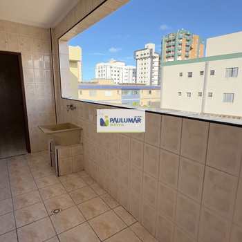 Apartamento em Mongaguá, bairro Centro