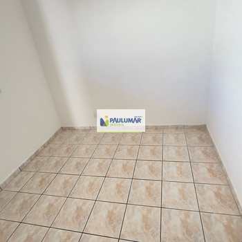 Apartamento em Mongaguá, bairro Centro
