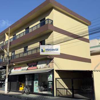 Apartamento em Mongaguá, bairro Centro