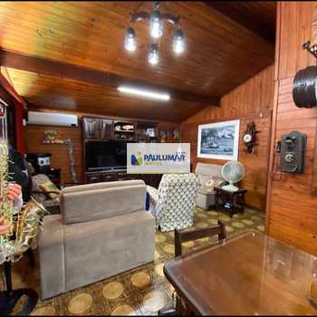 Casa em Mongaguá, bairro Jardim Praia Grande