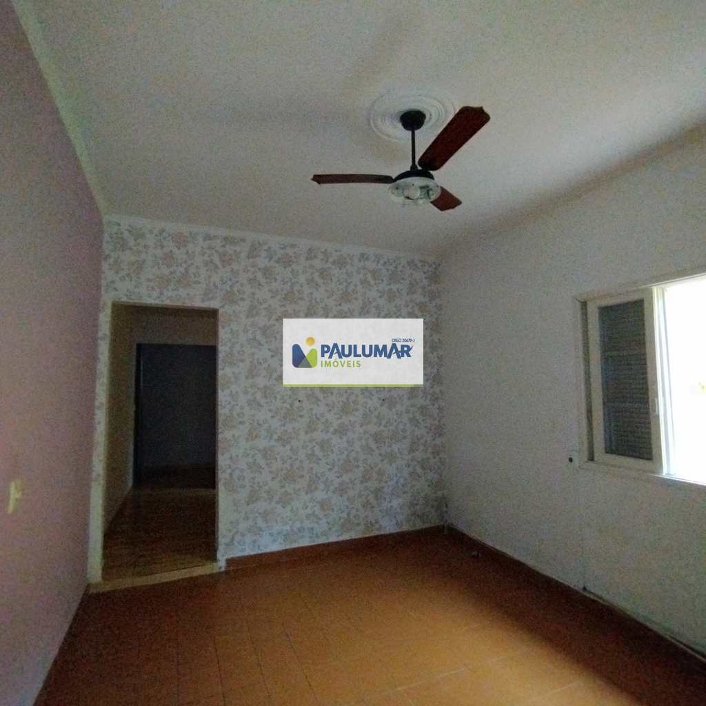 Casa em Mongaguá, no bairro Pedreira