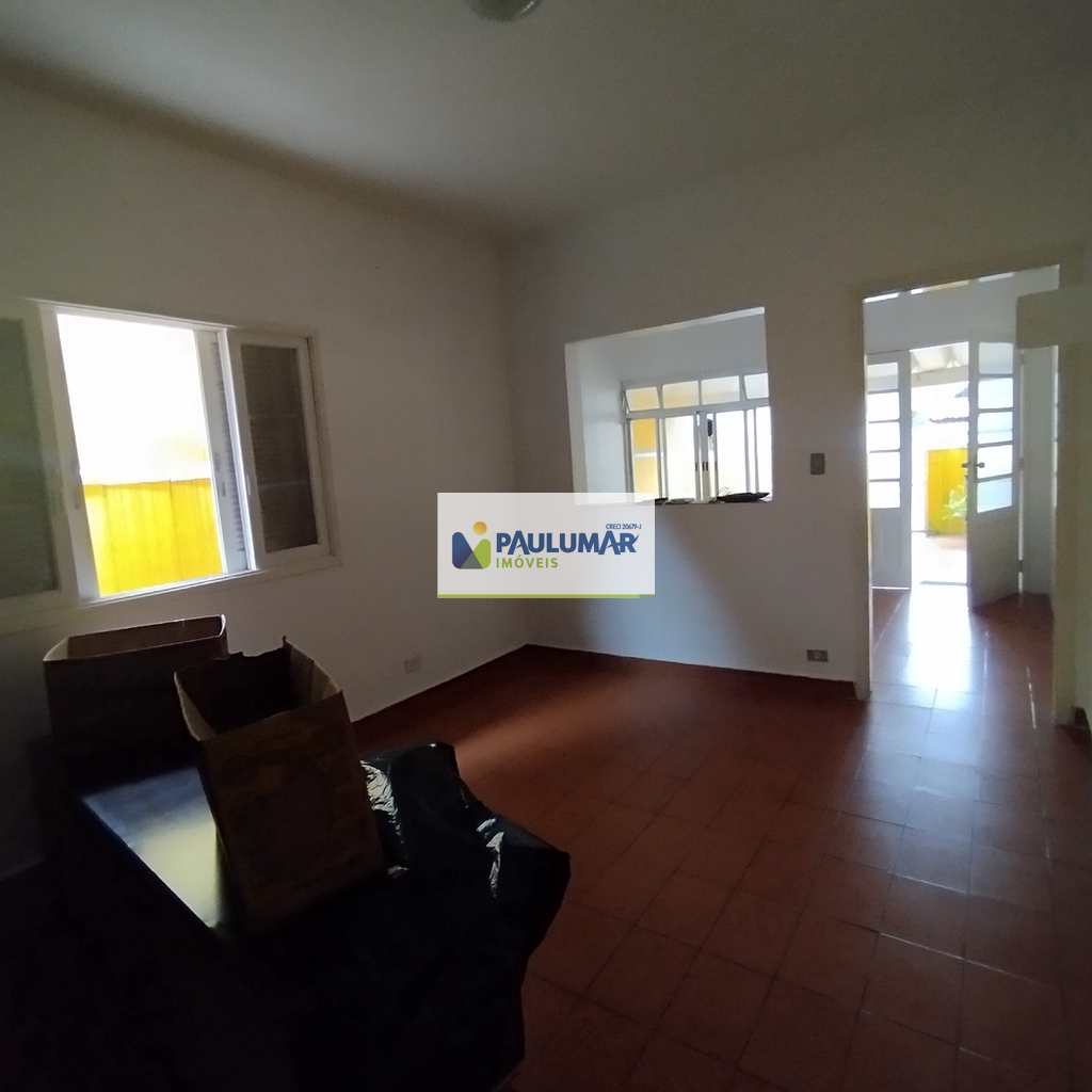 Casa em Mongaguá, no bairro Pedreira