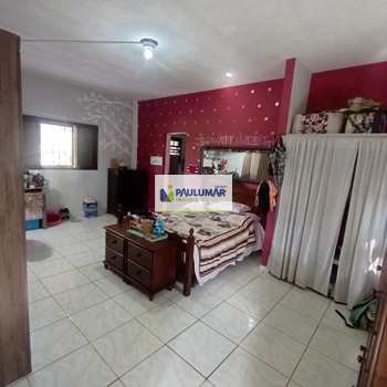 Casa em Mongaguá, bairro Santa Eugênia