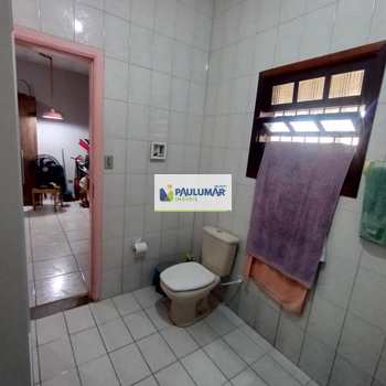 Casa em Mongaguá, bairro Santa Eugênia