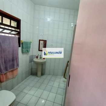 Casa em Mongaguá, bairro Santa Eugênia