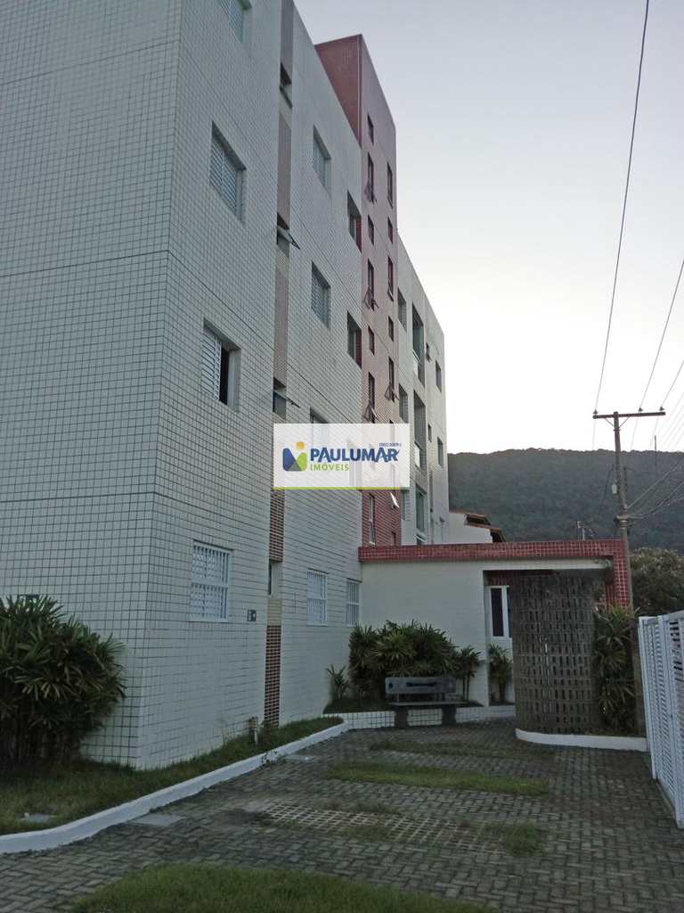Apartamento em Mongaguá, no bairro Pedreira