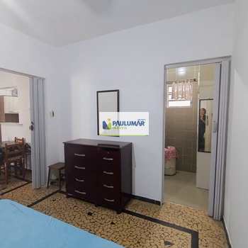 Apartamento em Mongaguá, bairro Centro