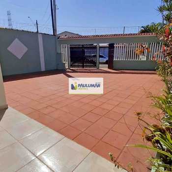 Casa em Mongaguá, bairro Agenor de Campos