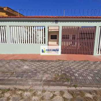 Casa em Mongaguá, bairro Agenor de Campos