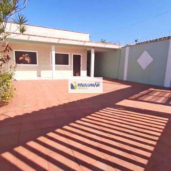 Casa em Mongaguá, bairro Agenor de Campos