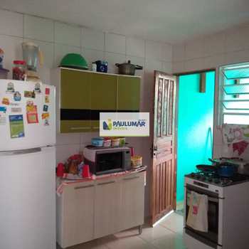 Casa em Mongaguá, bairro Vila Atlântica