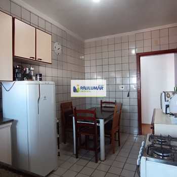 Apartamento em Mongaguá, bairro Vera Cruz