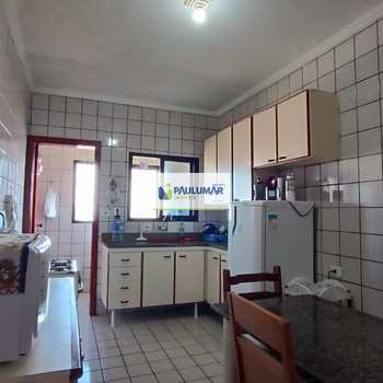 Apartamento em Mongaguá, bairro Vera Cruz