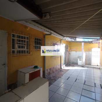 Casa Comercial em Mongaguá, bairro Centro